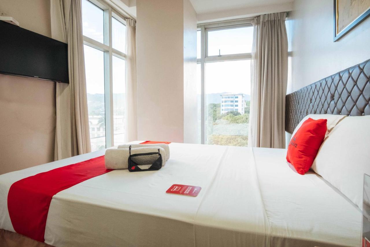 Reddoorz Plus Near Cebu Capitol Extérieur photo