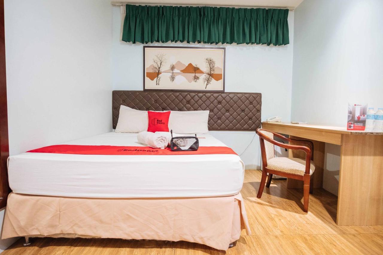 Reddoorz Plus Near Cebu Capitol Extérieur photo